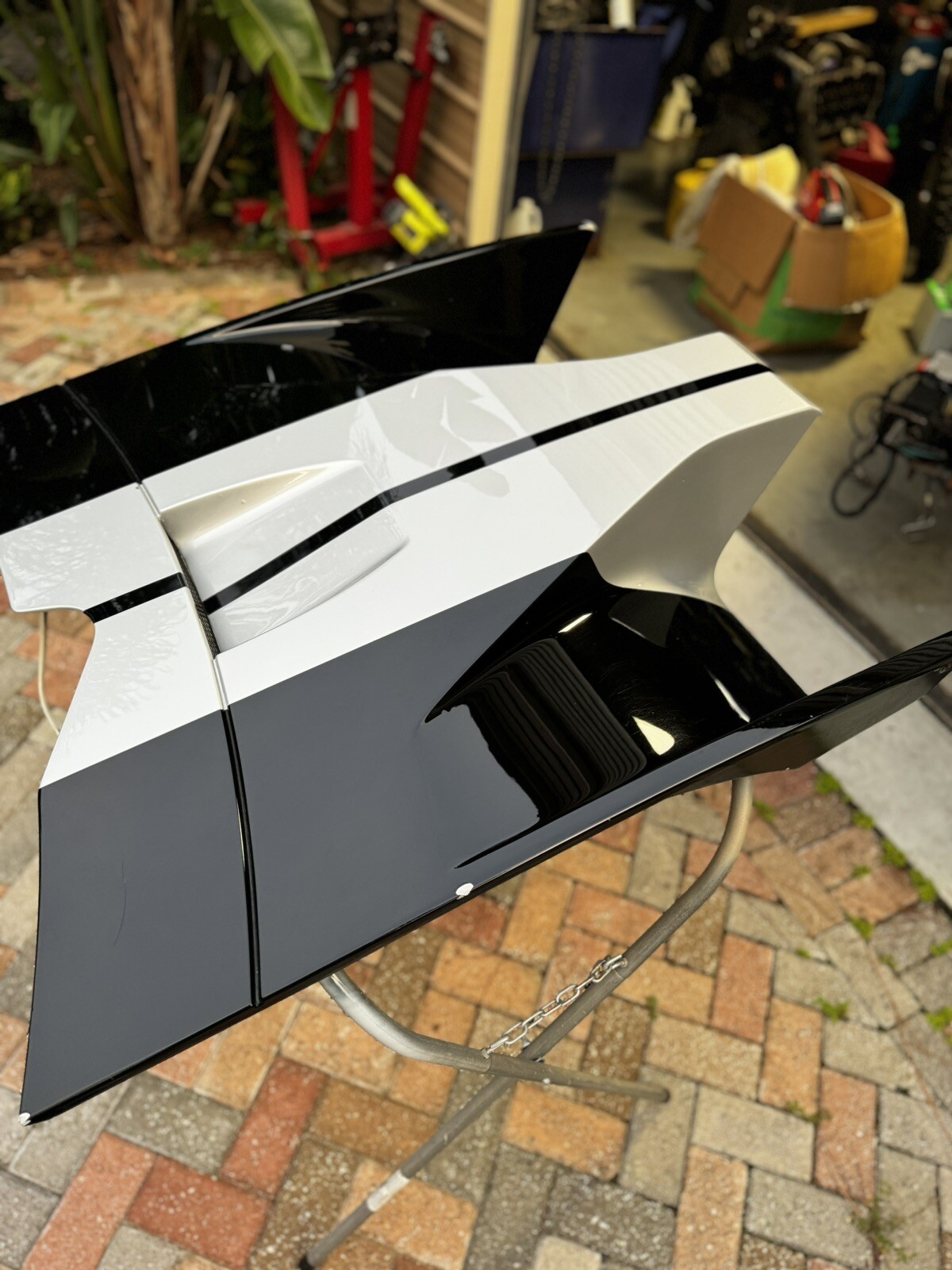 2005-2006 FORD GT40 SUPERCAR FRONT HOOD *DAMAGED OEM