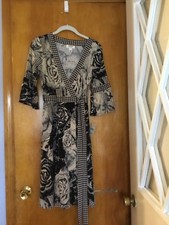 Talbot’s Brown and Black Floral Wrap Dress -New with Tags- Petite 4