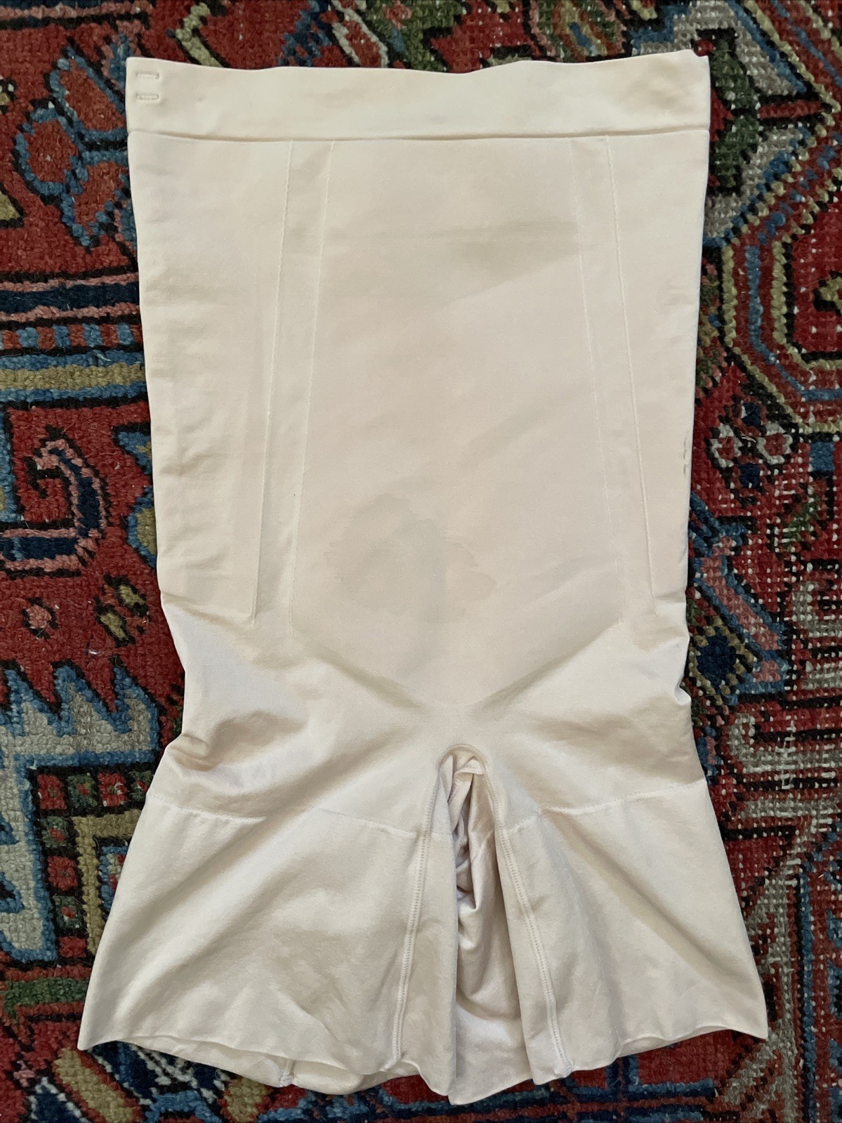 Foto 1 di 6