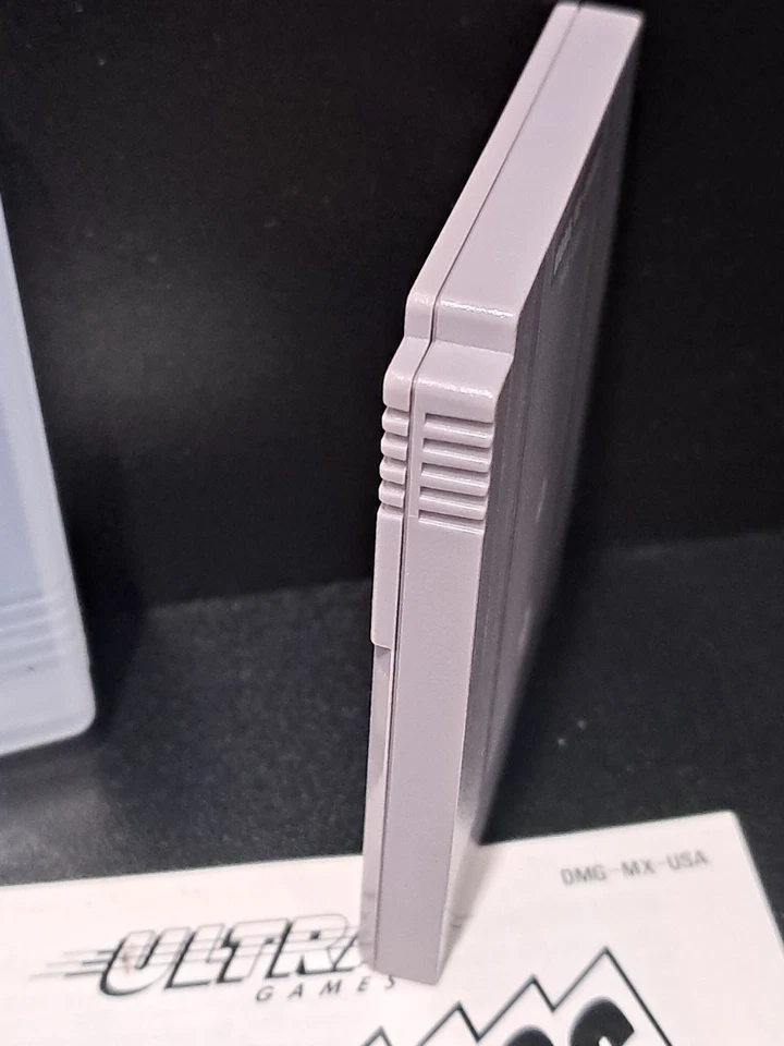 Vintage Nintendo GameBoy Motocross Maniacs Bike Original Authentic Manual & Case - Image 4 of 4