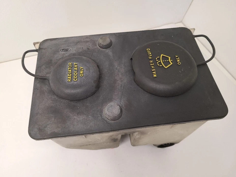 1990 90 FORD F150 Coolant Reservoir Washer Reservoir - Изображение 2 из 4