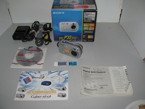 Sony Cyber Shot Dsc P32 Silver 3 2 Mp Digital Camera With 2gb Card With Box Ebay
