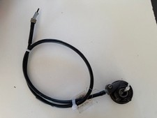 UN ENTRAINEUR DE COMPTEUR AVEC CABLE MOTO SUZUKI 125 TSR 1989 A 1995