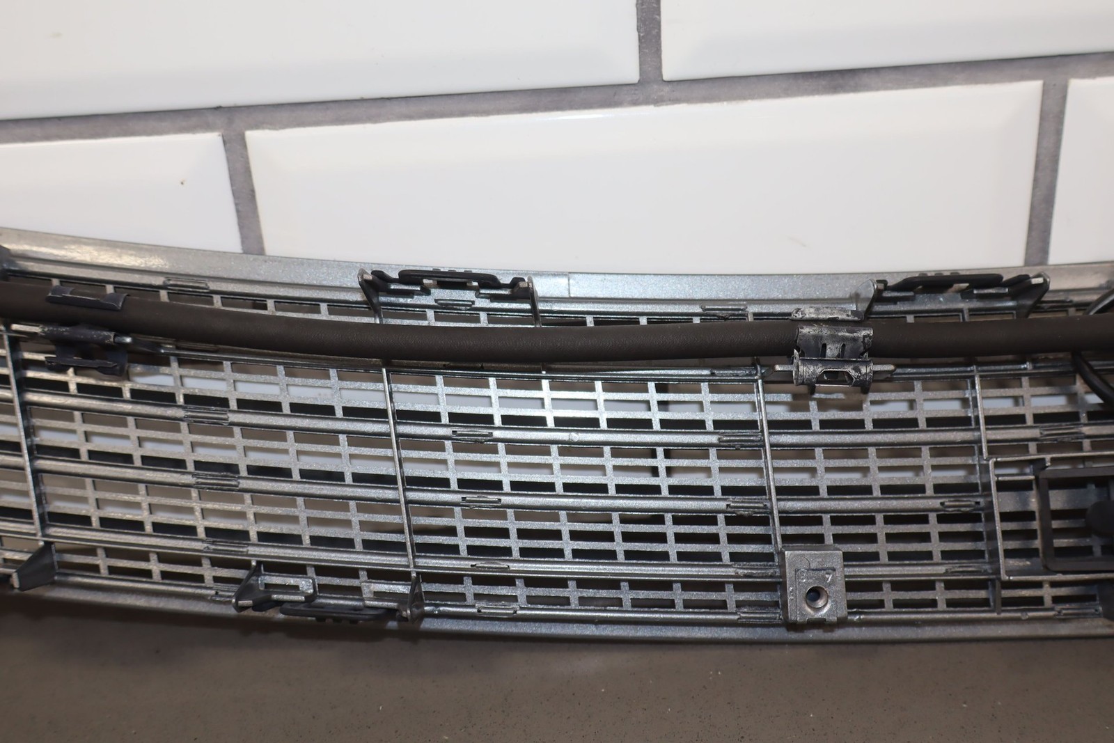 Maybach 57 2007 Cowl panel