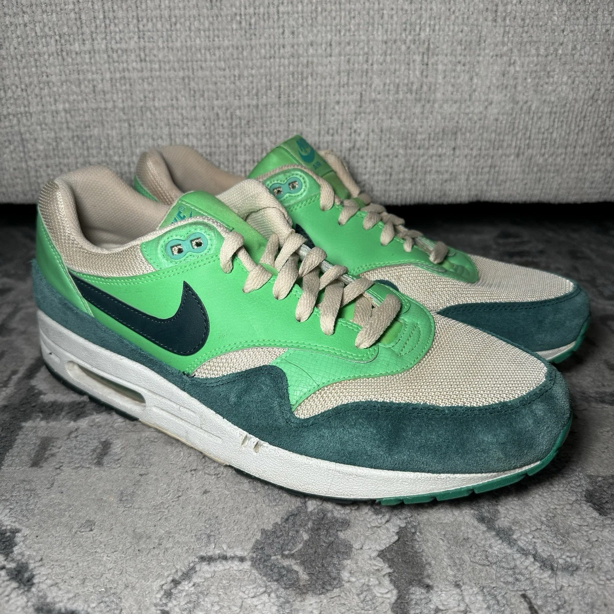 アート　シューツリー　NIKE スニーカー　AIRMAX1 Nike Air Max 1 Essential Atomic Green for Sale | Authenticity
