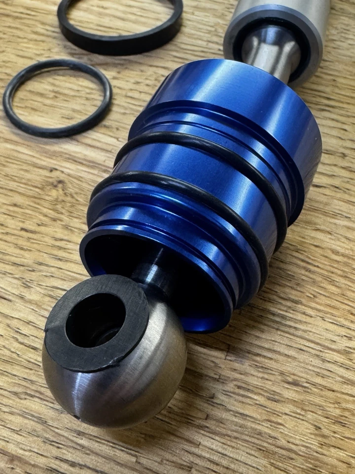 Kit de palanca de cambios corta Billet Dinan D550-1004 - Compatible con BMW 1995-2006 Foto 2 de 4