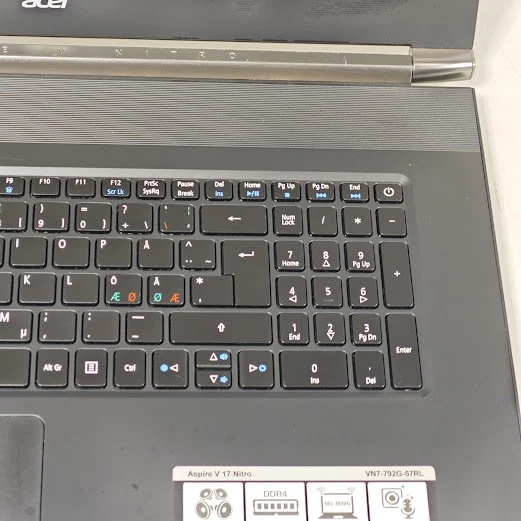 Acer Aspire VN7-792 Laptop - Intel Core i5 6th Gen 8GB RAM - Runderneuert, No OS - Bild 4 von 4