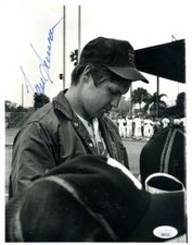 Tom Seaver Cards, Rookie Cards and Autographed Memorabilia Guide 37
