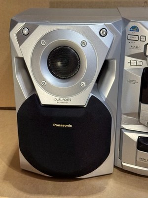 Panasonic Sa-ak18 5 Disc CD Am/fm Dual Cassette Shelf System