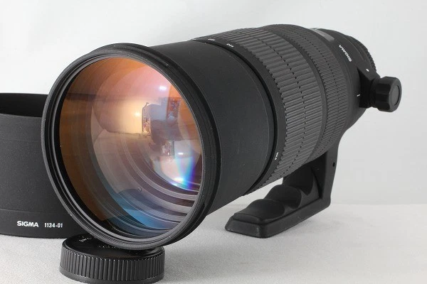 SIGMA APO 120-300mm F2.8 EX DG HSM for Nikon F w/Lens Hood, Tripod Mount, Case - Image 2 of 4