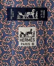 Hermes Tie 7520 IA.    FREE SHIPPING    Silk 100 . Authentic.