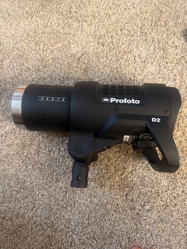 Profoto D2 500 AirTTL 500W Studio Monolight Flash Head Black 1 Unit