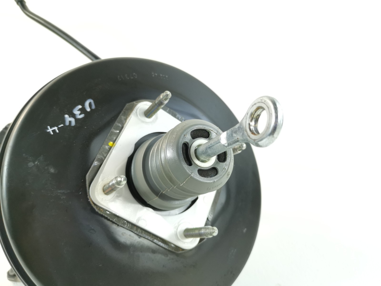 Maserati Levante 3.0L AWD 2017 Brake Master Cylinder Booster Reservoir 670036704