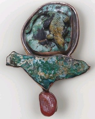 AMY KAHN RUSSELL Cayman Blue Iguana Carved TURQUOISE Amber STERLING Pin PENDANT 
