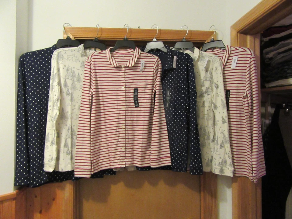 Tops para dormir Gap Body talla, SM manga larga botón delantero 60% algodón 40% modal NW Foto 2 de 4