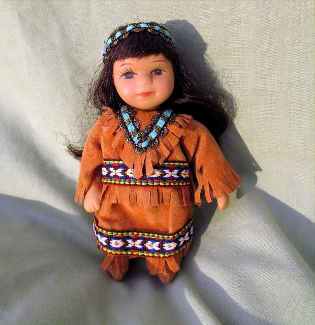 Vintage Porcelain Doll Native American Indian MN Ojibwa Leather Clothes