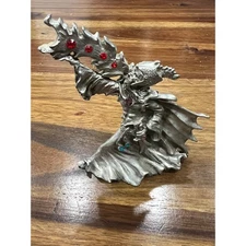 Rawcliffe Pewter Wizard 4406 Sorcerer Casting Spell Red Crystals Fantasy Figure