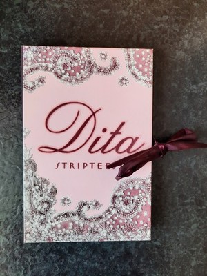 Dita von Teese Book Stripteese 2009 Hardcover 3 Flipbooks Burlesque Art
