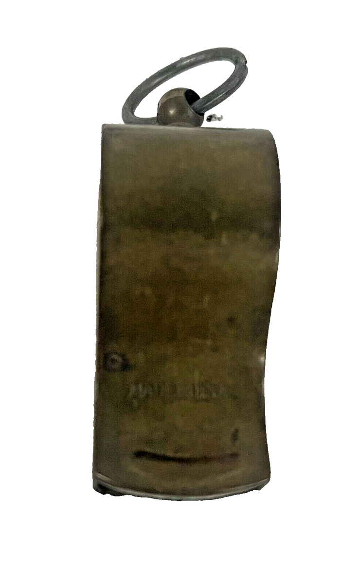 RARE 1940s A2 military Whistleホイスル Vintage 1940s Stamped Military & Made in USA Silver Tone