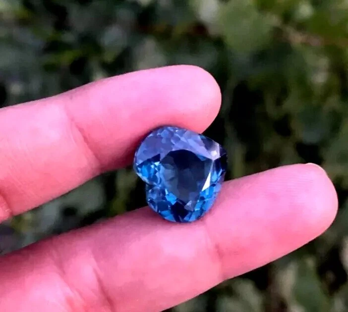 Zafiro azul Ceilán elegante 19-20 quilates corte corazón natural piedra preciosa suelta certificada Foto 2 de 4