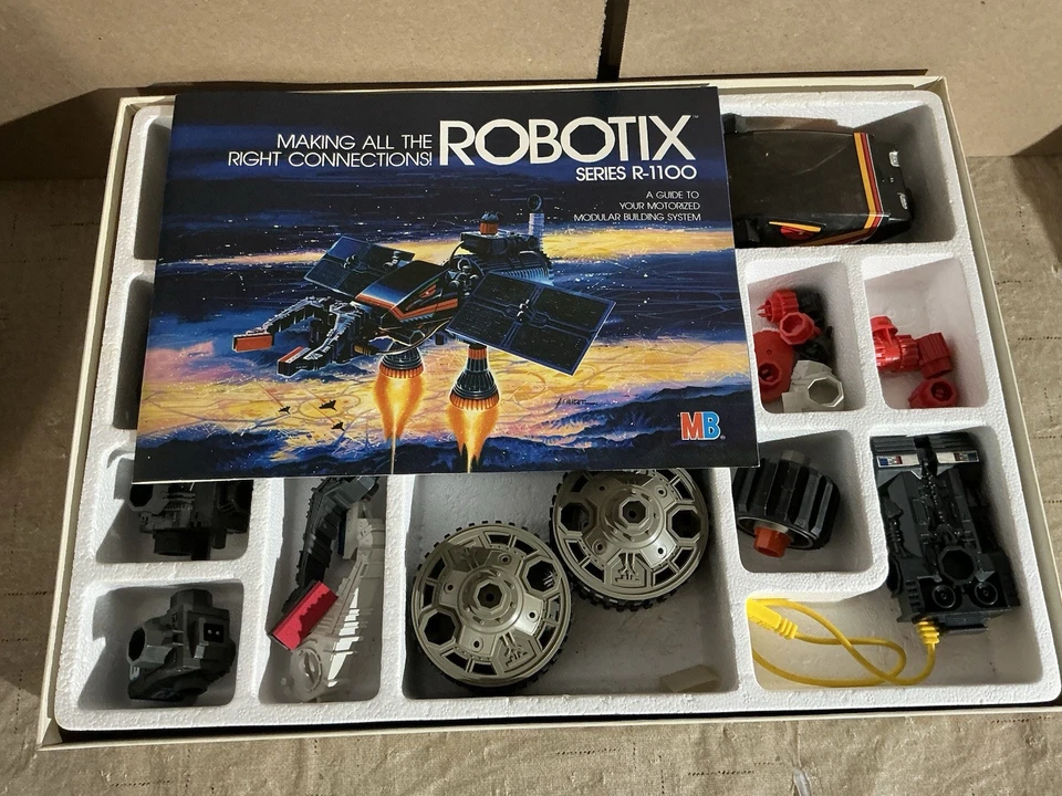 Lote de juguetes de construcción vintage Robotix serie R-1100 Milton Bradley no completo Foto 3 de 4