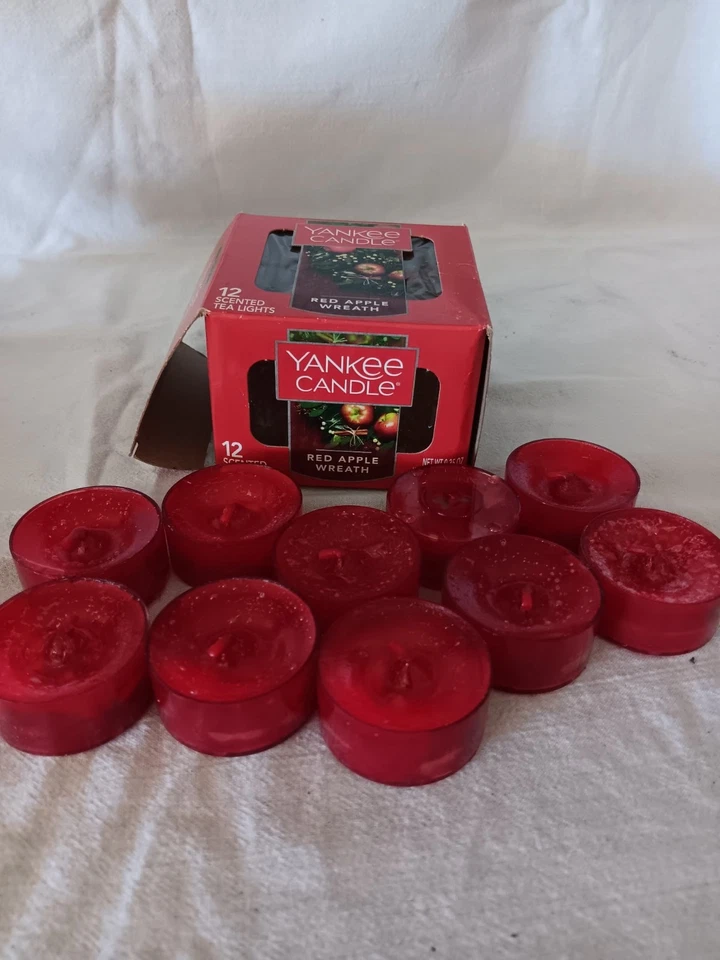 Yankee Candle Red Apple Wreath Tea Light Candles 10 Of 12 Pack - Image 1 of 1