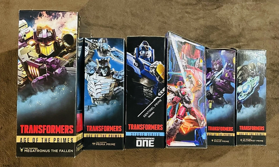 Transformers Legacy, AoP, TF One Deluxe, Voyager, and Leader Action Figure Lot - Image 3 of 4