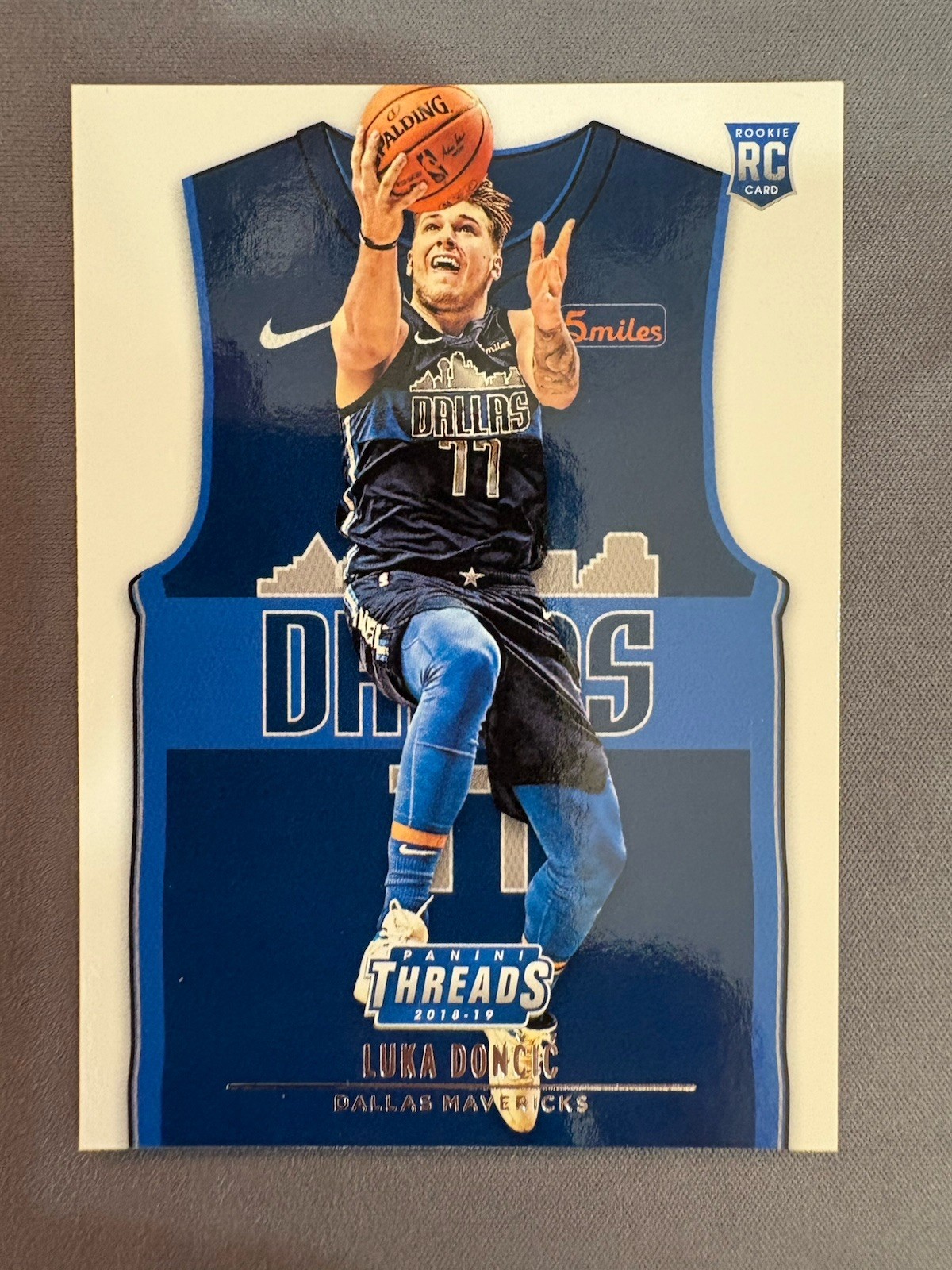 Luka Doncic 2018-19 Panini Threads Rookie RC #181 