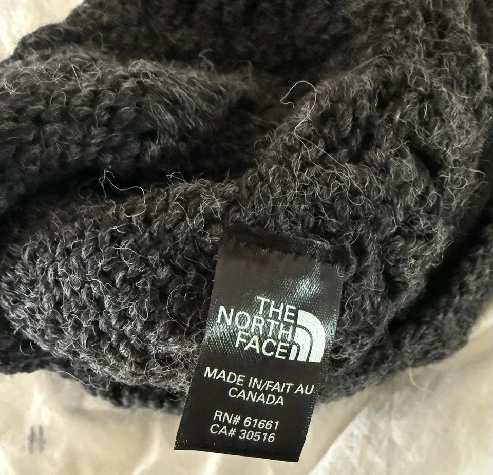 The North Face Gray Wool Cable Knit Fleece Lined One Size Snowboard Winter Hat - Image 3 of 4