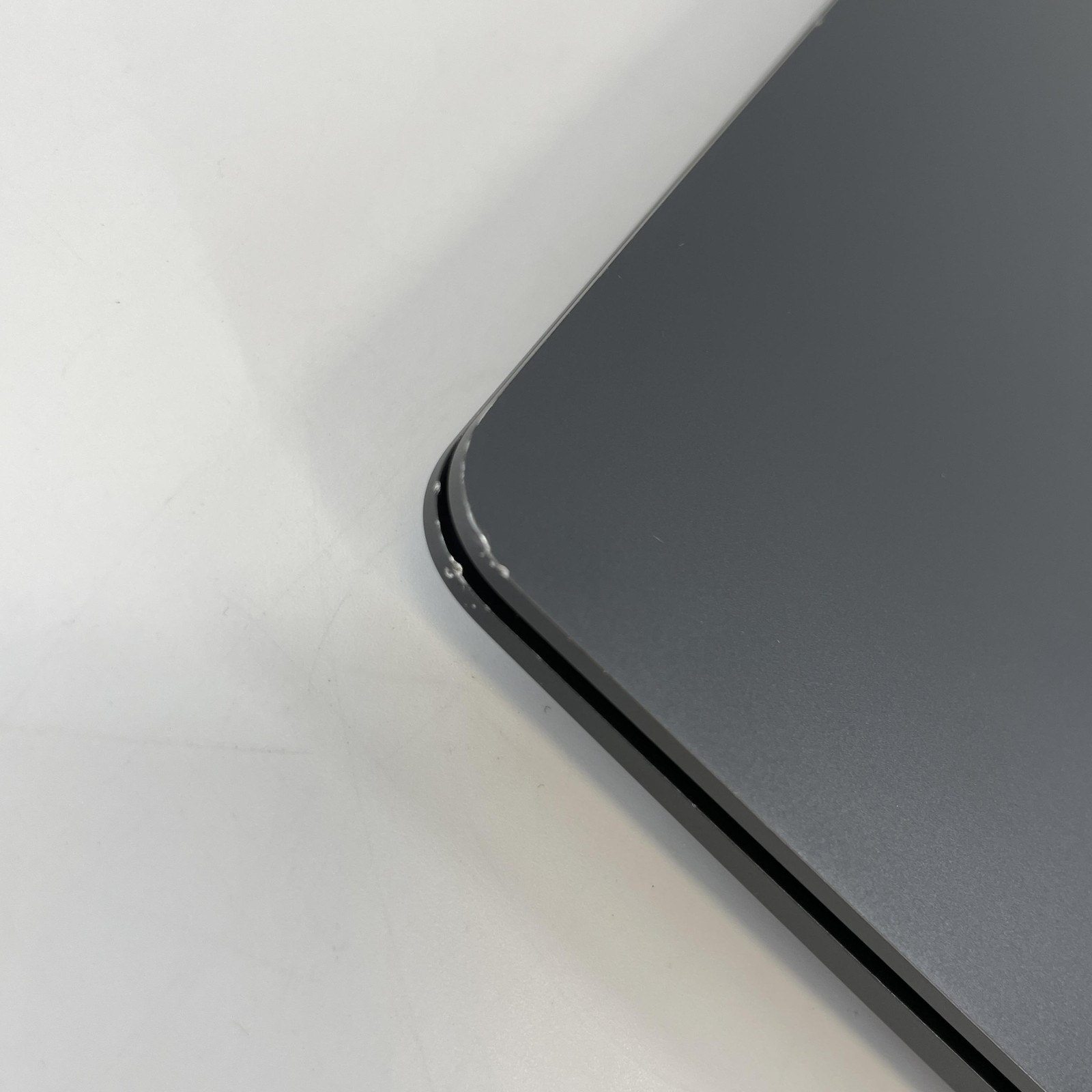 Samsung Galaxy Book3 Ultra 16 120Hz QHD+ 2.6GHz i9-13900H 32GB 1TB RTX 4070 READ