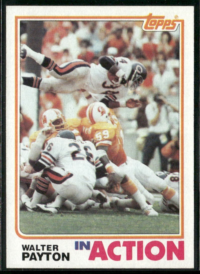 1982 Topps - Walter Payton #303 ~ NM-NM/MT ~