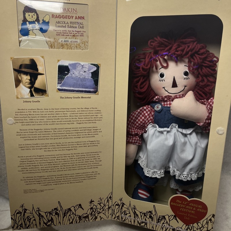 Dakin 2001 Raggedy Ann 12th Annual Arcola Festival Limited Edition #4114 Doll