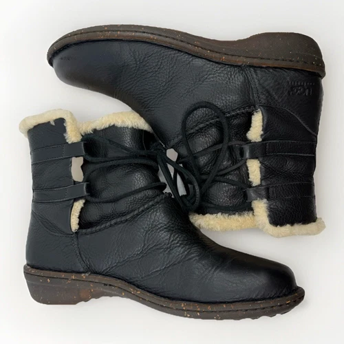 Stivali Ugg Caspia in pelle donna 10 neri foderati in pelle di pecora stringati alla caviglia invernali