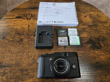 Fujifilm Fuji x Series X10 12MP Digital Camera Black - Excellent