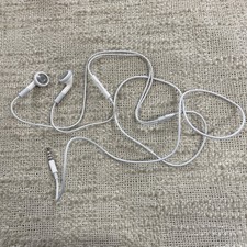 Wired Traditional Circular White Apple Earpods with Remote 3.5mm Jack