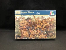 Italeri Russian Infantry World War II - 1:72 Scale Plastic Model Kit 6057