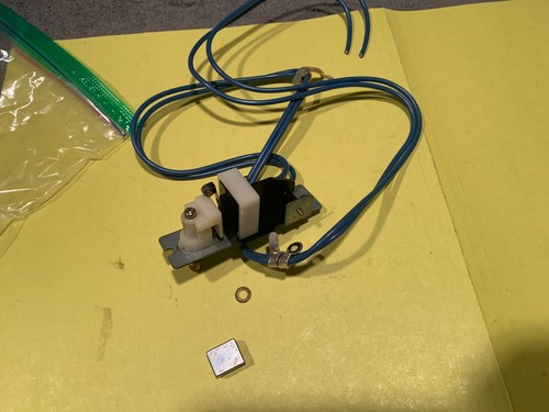 Technics SL-1500 MK II Stereo Turntable Parting Out - Power Switch and Cover