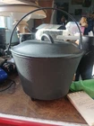 Vintage Lodge? Cast Iron Pot 7 Quart ? Number 44 w/ Lid, Handle, Bail