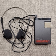 Vintage Sony SRF-19W FM AM Walkman Portable Radio Tested Works