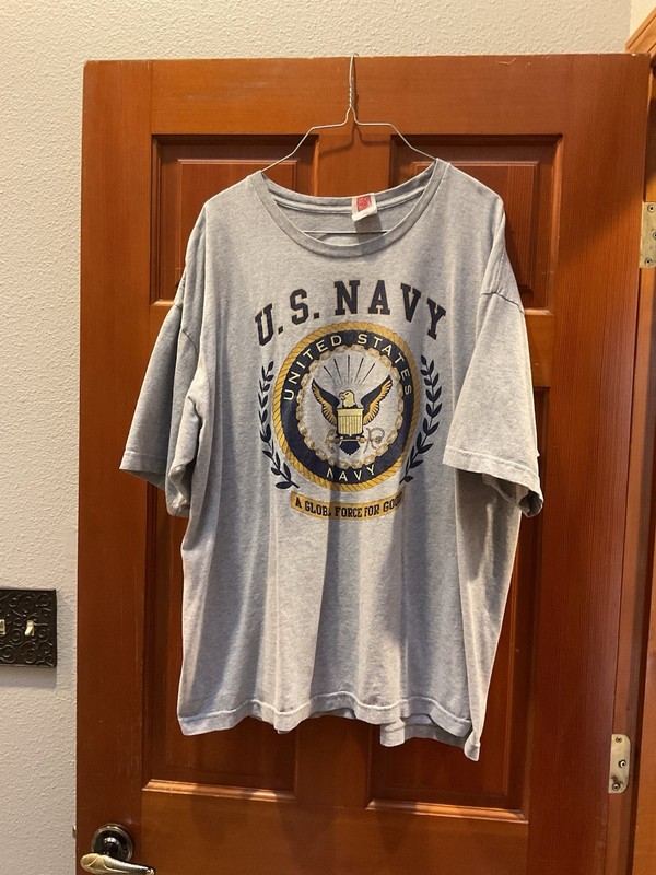 Vintage US Navy Shirt Adult XXL Grey A Global Force For Good Bayside USA