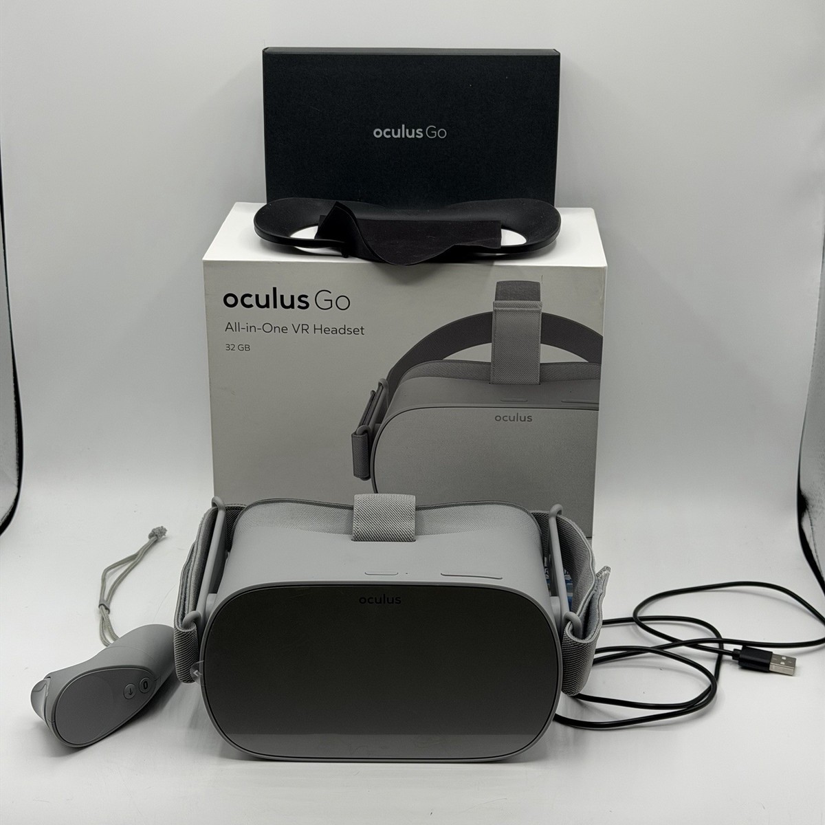 Oculus Go Virtual Reality Headset 32GB Standalone VR Headset