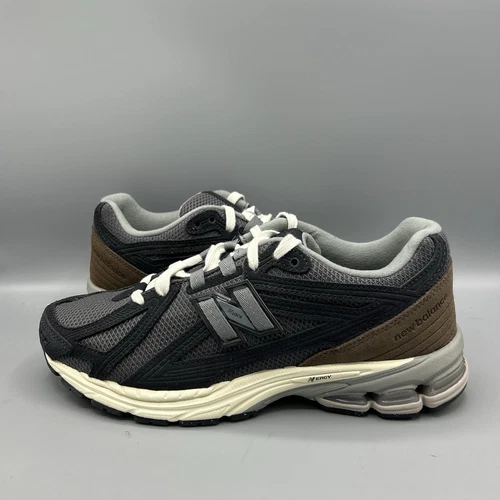 Scarpe da ginnastica New Balance 1906 grigio nero scamosciato stile di vita casual UK 9 EU 43 nuove