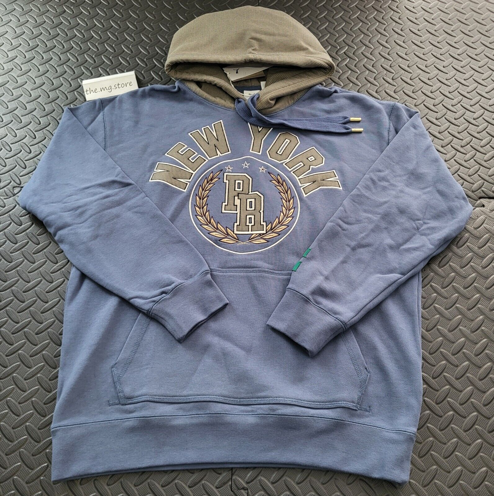 Picture 1 of 4