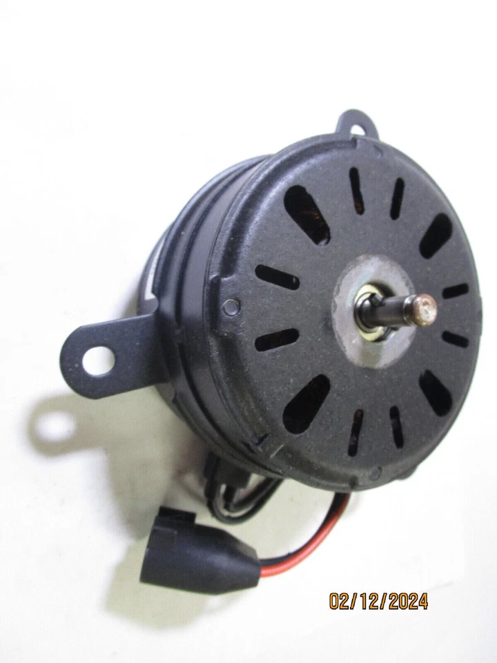 75768 Parts Master Fan Motor for GMC Sierra 1500 Truck 2500 HD 3500 - Image 2 of 4