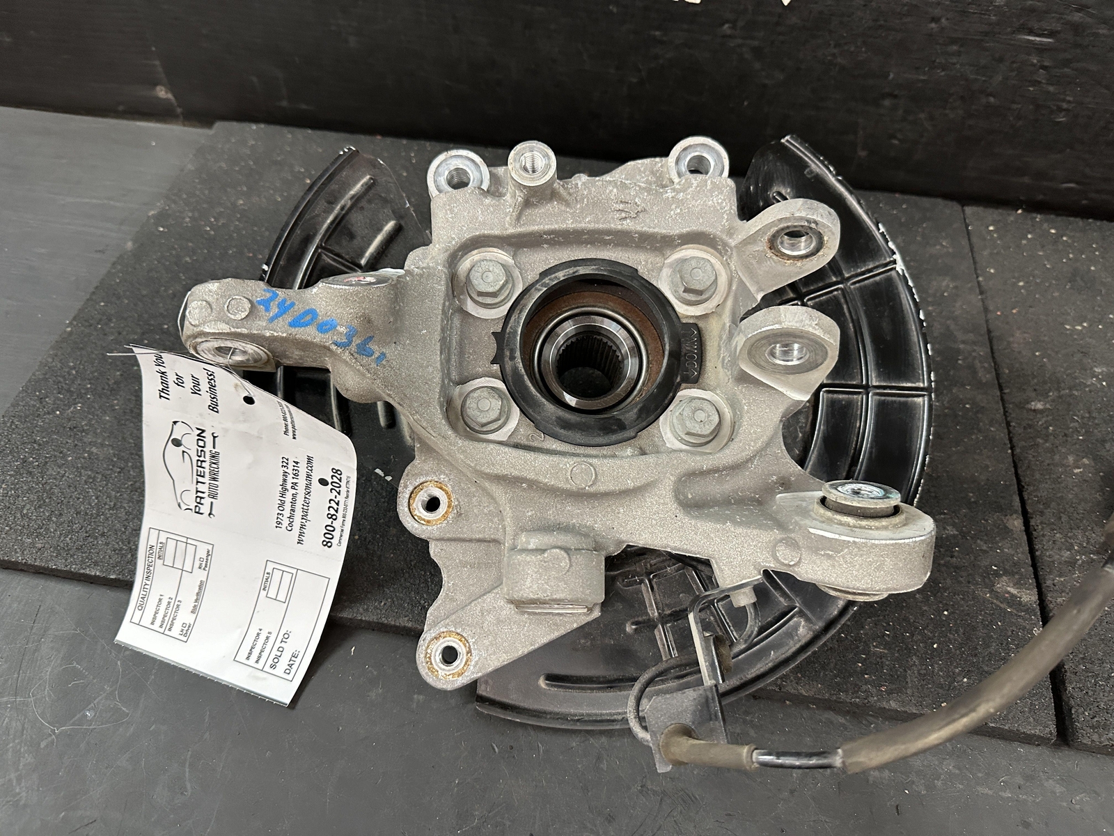 17-22 MASERATI QUATTROPORT REAR PASSENGER RIGHT RH SPINDLE KNUCKLE