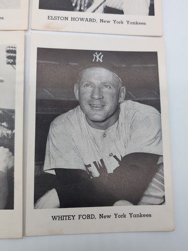 1962 - 1965 N.Y. Yankees team Issue (12)- Mantle, Maris, Ford - exc cond - Picture 4 of 7