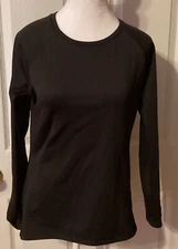 Climate Right Cuddl Duds Top Black Size M Long Sleeve Thumbhole Base Layer
