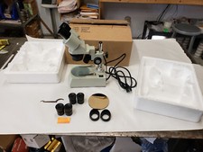 Illuminated ST Stereo Microscope w/ 2-Sets WF10X Eyepiece, China NEW IN BOX