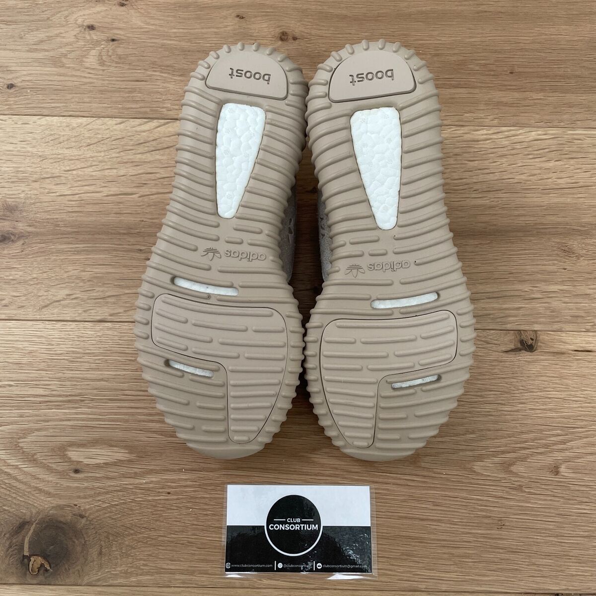 Adidas Yeezy Boost 350 V1 Oxford Tan Size UK 8.5 EU 42.5 US Adidas Yeezy Boost 350 V1 Oxford Tan Size UK 8.5 EU 42.5 US