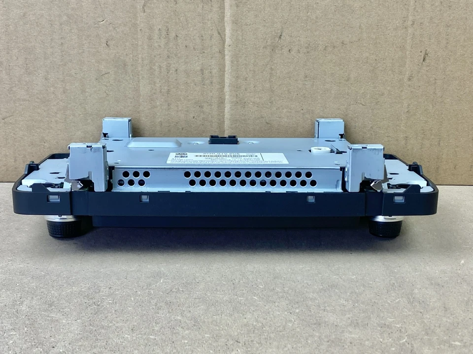 VW Golf VII Display Multimedia Bildschirm 5G0919605 Bj 2014 2896680 - Bild 3 von 4